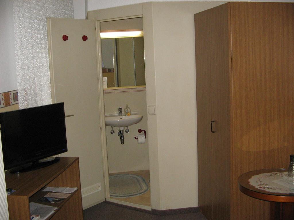 Pension "City" Oschatz Room photo