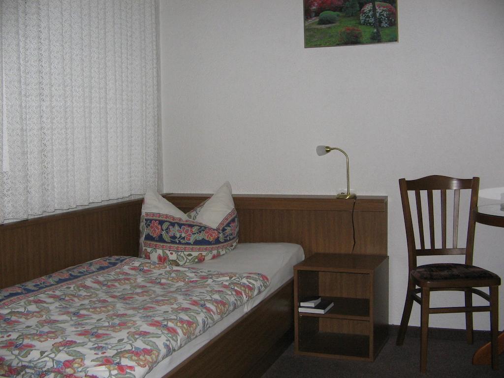 Pension "City" Oschatz Room photo