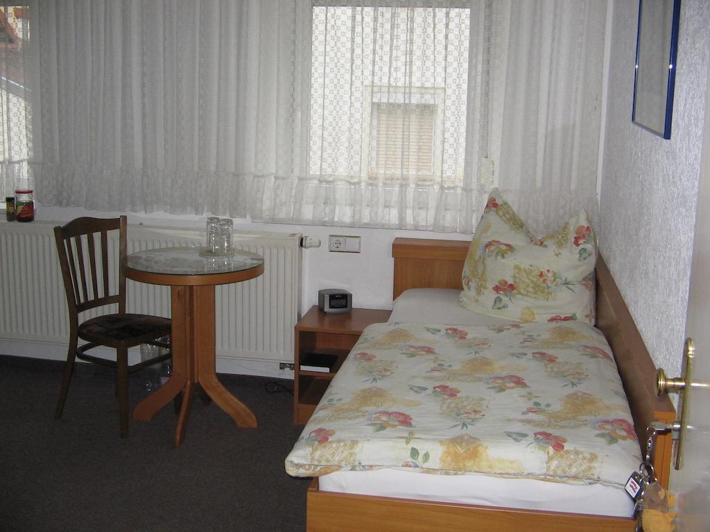 Pension "City" Oschatz Room photo